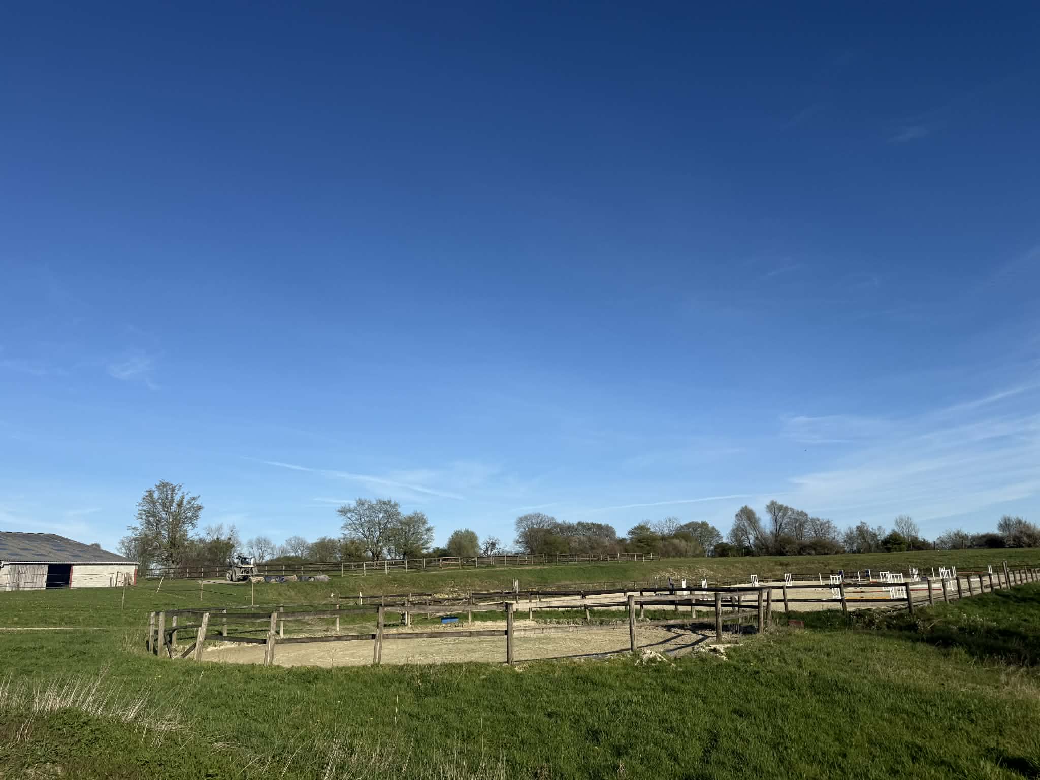 Écurie pour chevaux à Avesnes-sur-Helpe